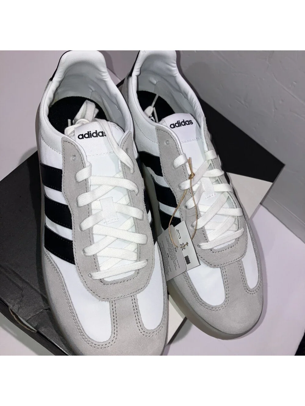adidas Barreda Decode JI2315 Men’s 9 White Black Grey Sneakers New